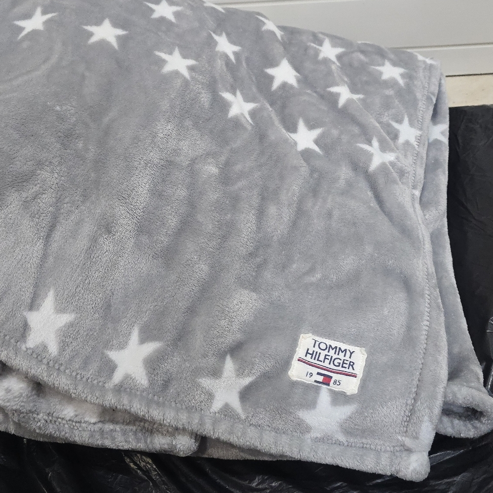 Tommy Hilfiger Plush Sherpa Throw Blanket 90" x 90" starts